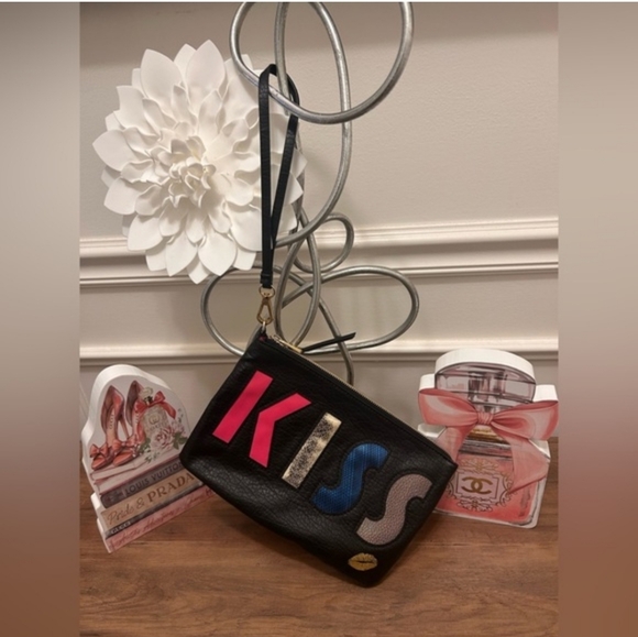 Juicy Couture Handbags - Juicy Couture Wristlet with Kiss